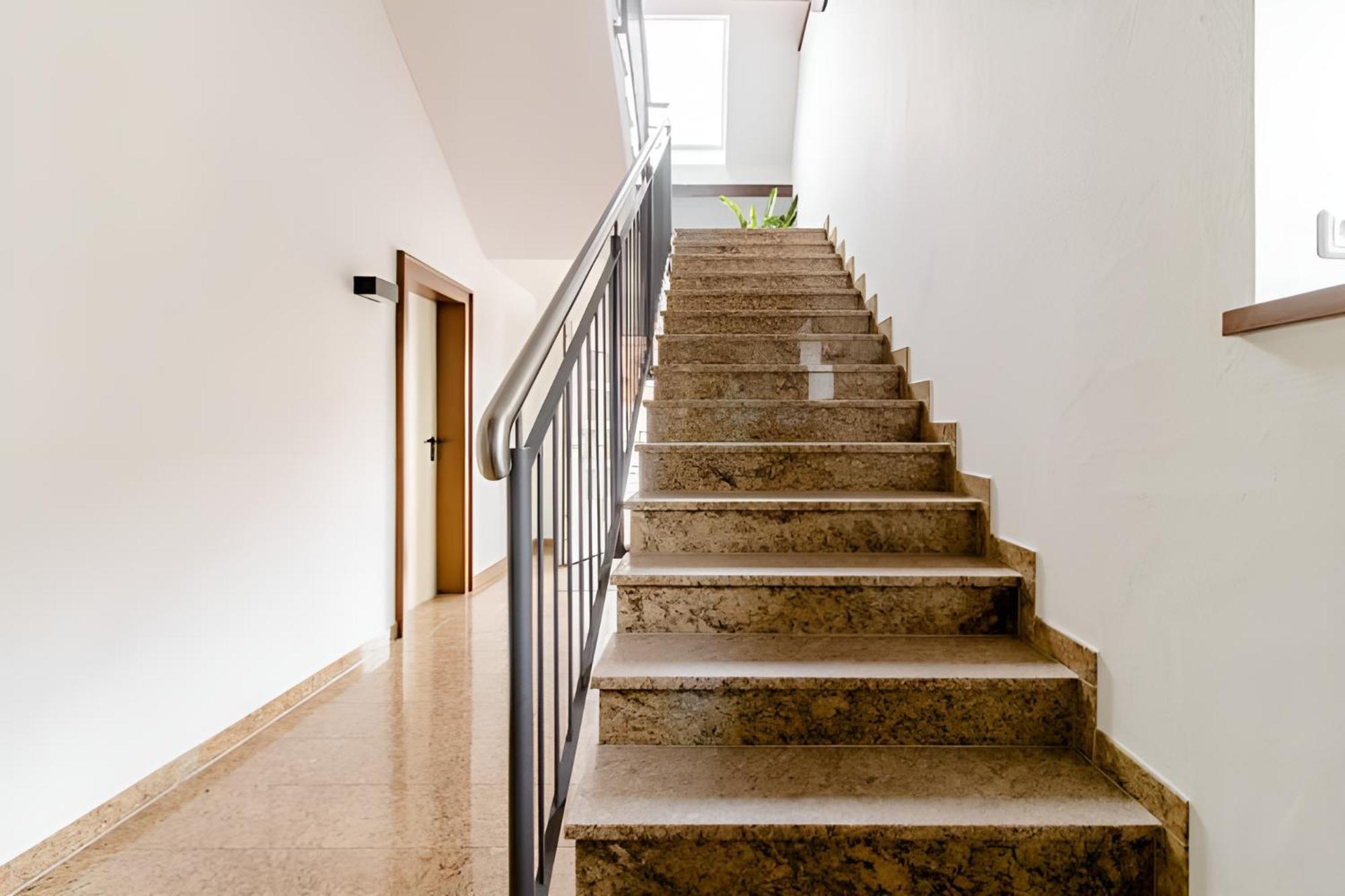Komfortables Doppelzimmer In Kehl Goldscheuer - 1A Guesthouse Dış mekan fotoğraf
